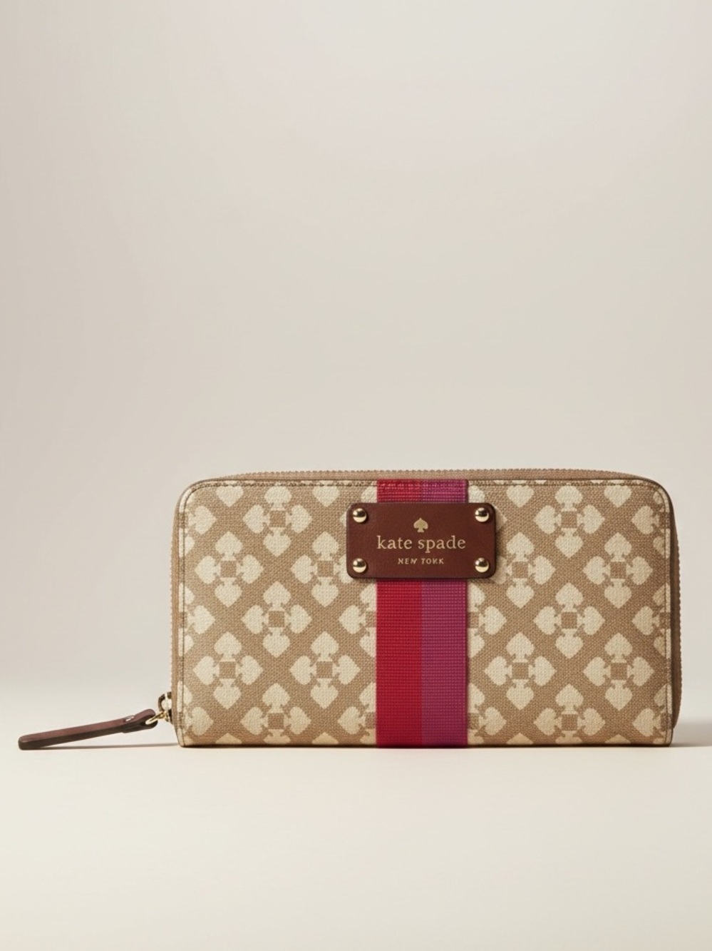 Kate Spade Classic Spade Zippy Wallet Canvas Leather Clutch Organizer Beige Red